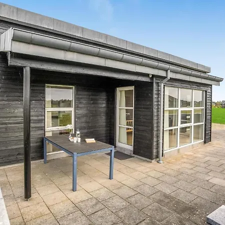 4 Bedroom Awesome In Tarm Casa vacanze Hemmet